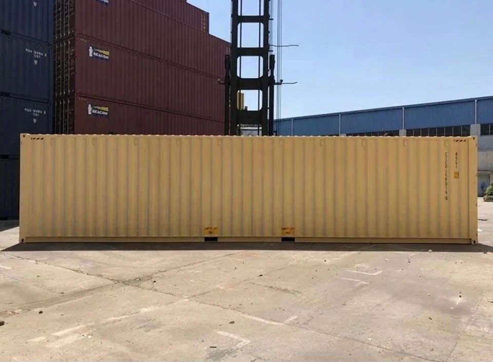 Container Maritime 40 pieds – vue 2