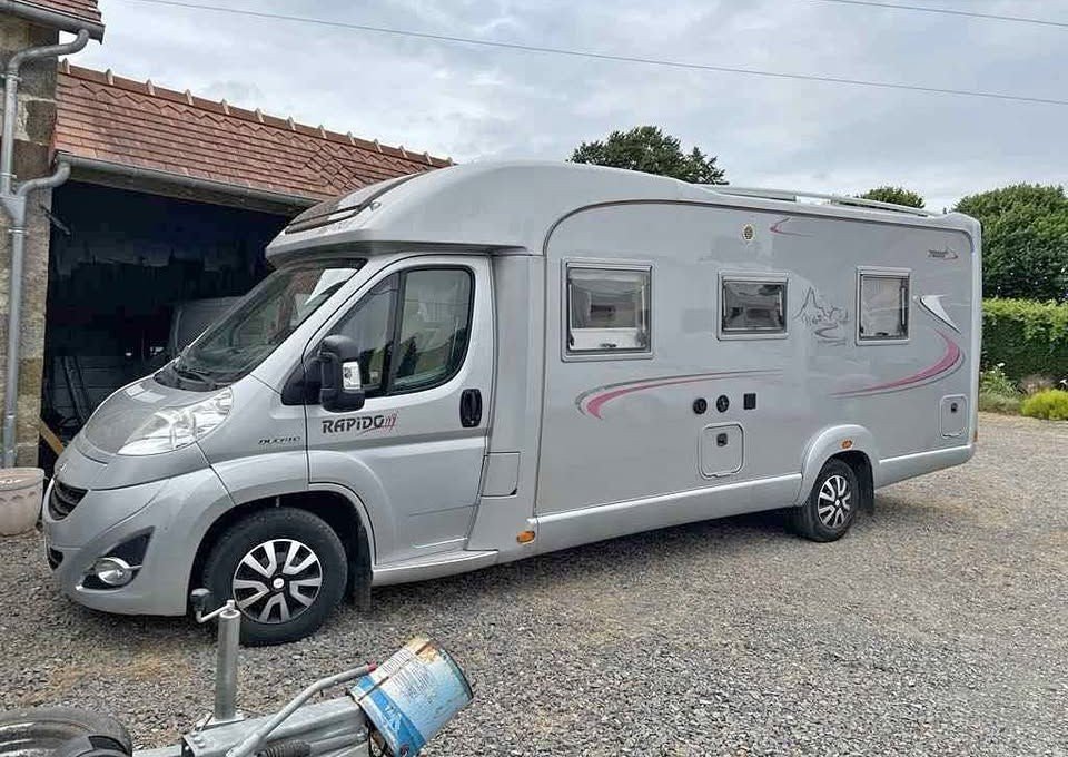 Camping-car 2010 Rapido 7099+