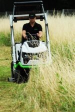 Tondeuse autoportée Etesia BUFFALO 124 HVHP2 – vue 9