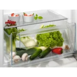 AEG Réfrigérateur 1 porte encastrable AEG OSF5O121DF OptiSpace – vue 6