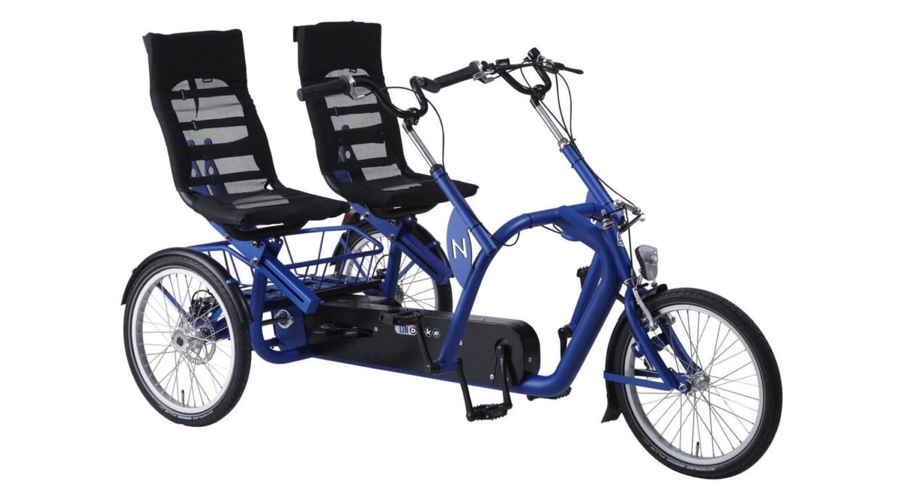 TANDEM TRICYCLE CÔTE À CÔTE