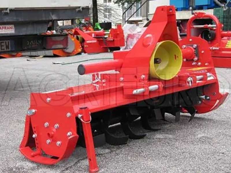 Fraise rotative à tracteur série légère avec déport mécanique Agrieuro HO 105 – vue 2