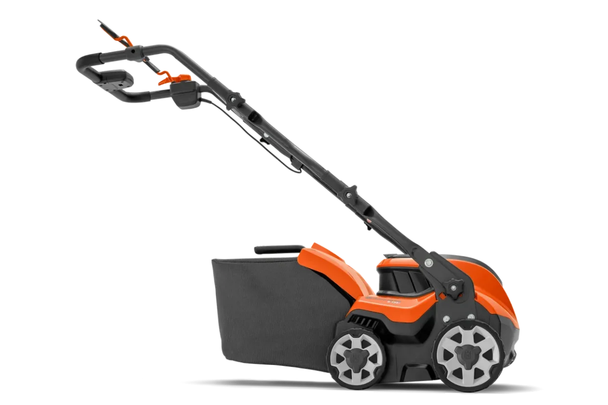 Scarificateur à batterie S138i Pack – Husqvarna – Set avec Batterie et Chargeur – Système BLi-X – vue 2