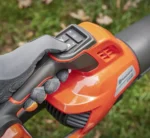 Souffleur à batterie 230 iB Pack – Husqvarna 230iB – Set avec Batterie et Chargeur – Système BLi-X 36 V – vue 4