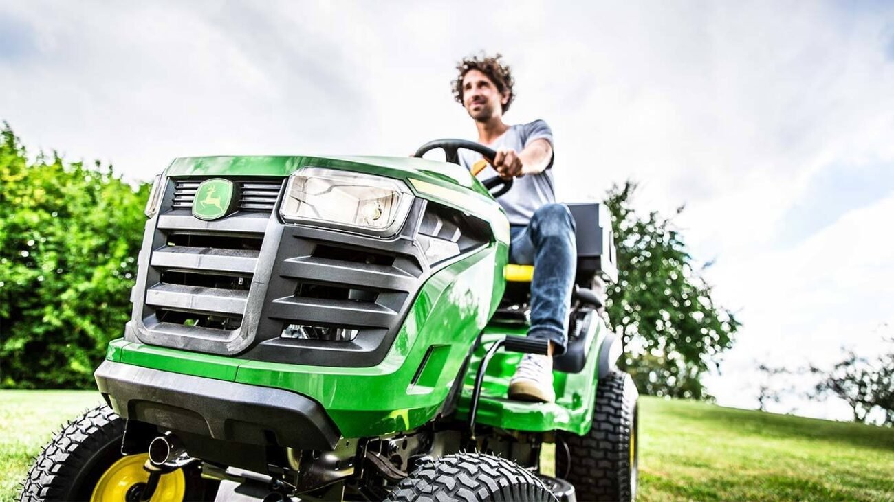 John deere X127 – vue 2